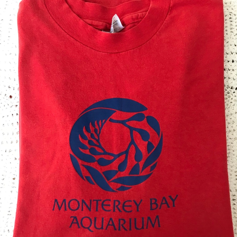 FINAL PRICE Vintage Monterey Bay Aquarium LS Tee - Picture 1 of 6